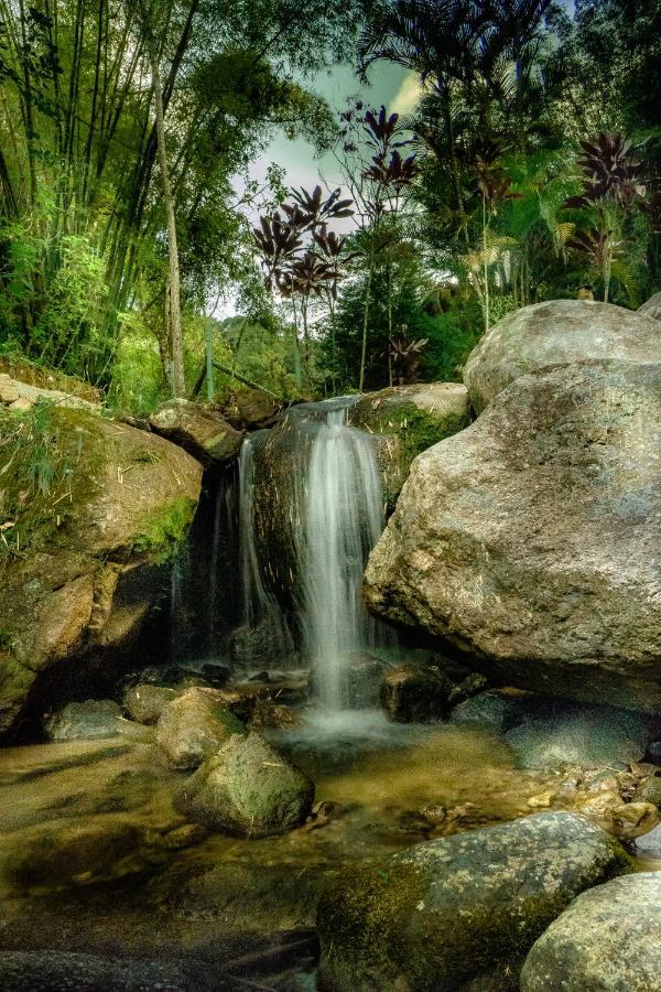 Espirito Das Aguas Chales ルミアル エクステリア 写真